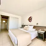 ホテル Bellevue Cap D'agde アグド